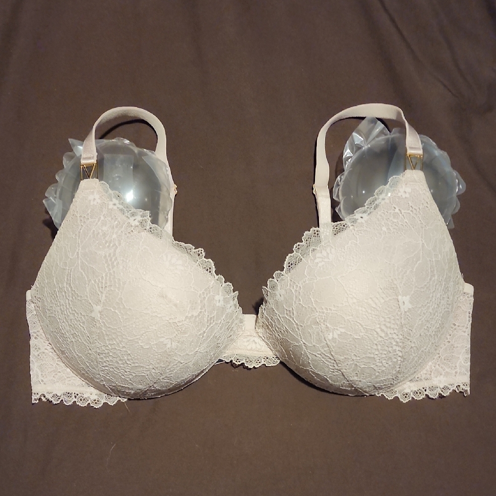 Victorias Secret Very Sexy Uplift Plunge . Pink Lace Size 36D